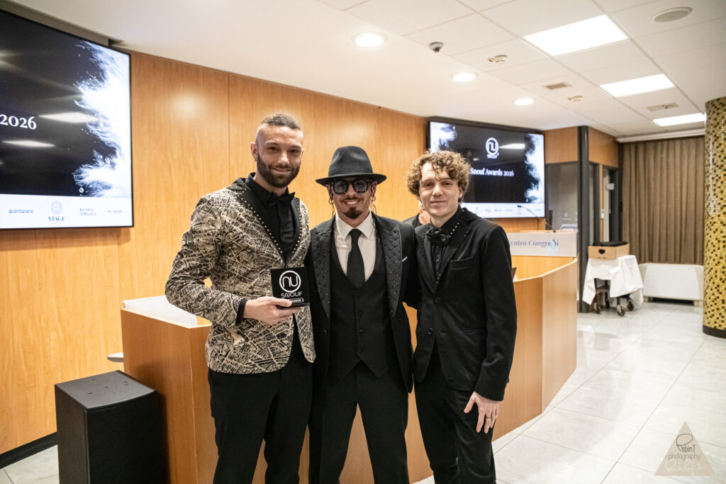 AWARDS-15-1024×683